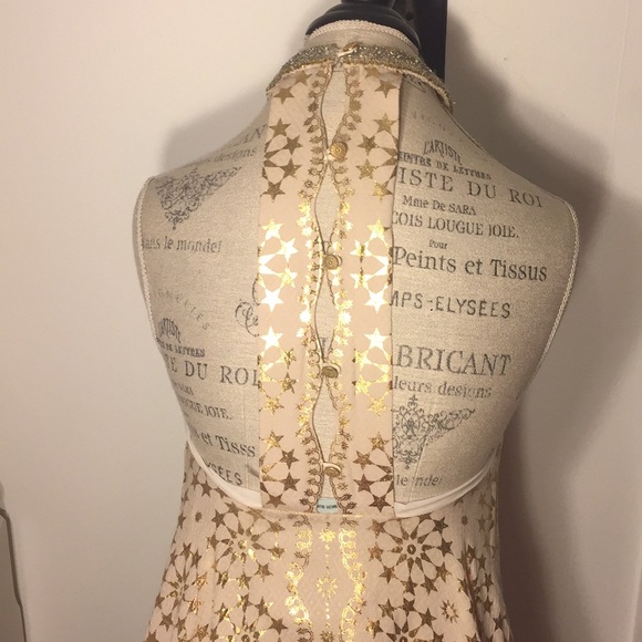 Gold star dress - Picture 3 of 4